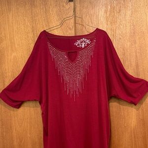 Gloria Vanderbilt Red Blouse with Gold  Accents 1X